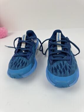 Under Armour Kids UA MACH 9.6 Blue Sneakers Size 5Y